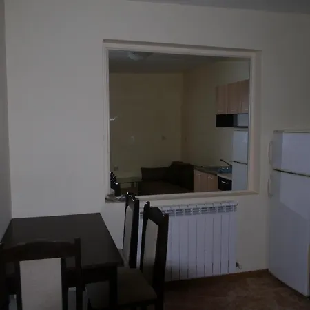 Bavaria 2* Szinemorec