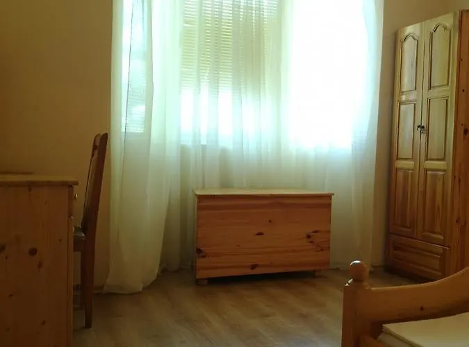 Bavaria 2* Szinemorec