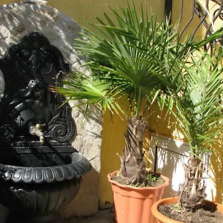 בית הארחה Bavaria 2*