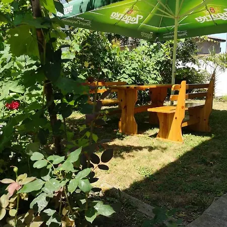 בית הארחה Bavaria סינמורץ